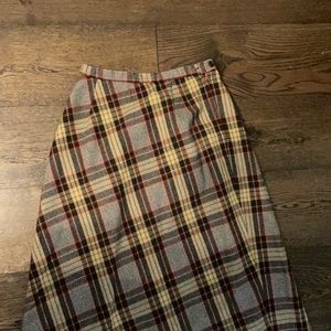 Vintage high waisted skirt